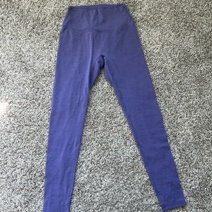 Paragon size small purple heathered leggings
